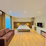 Tirana Center Hideaway
